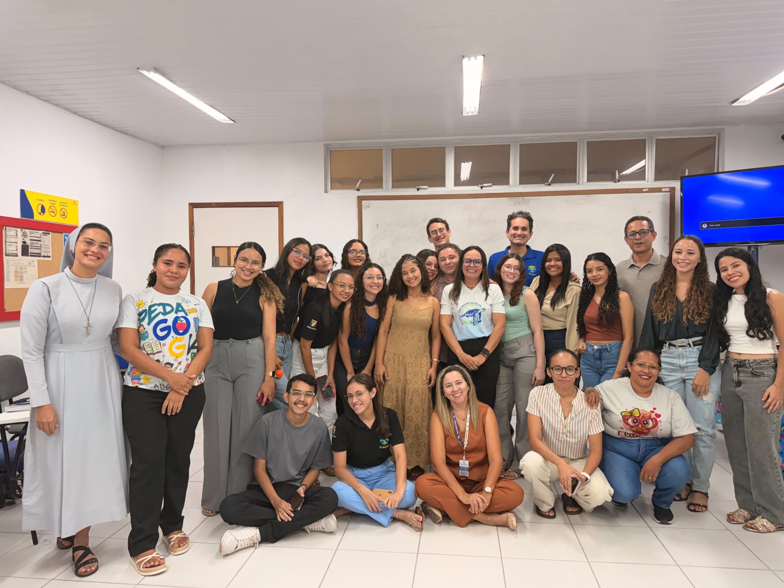 Instituto Tartarugas do Delta promove Reflexão Sobre Preservação Marinha em instituições educacionais