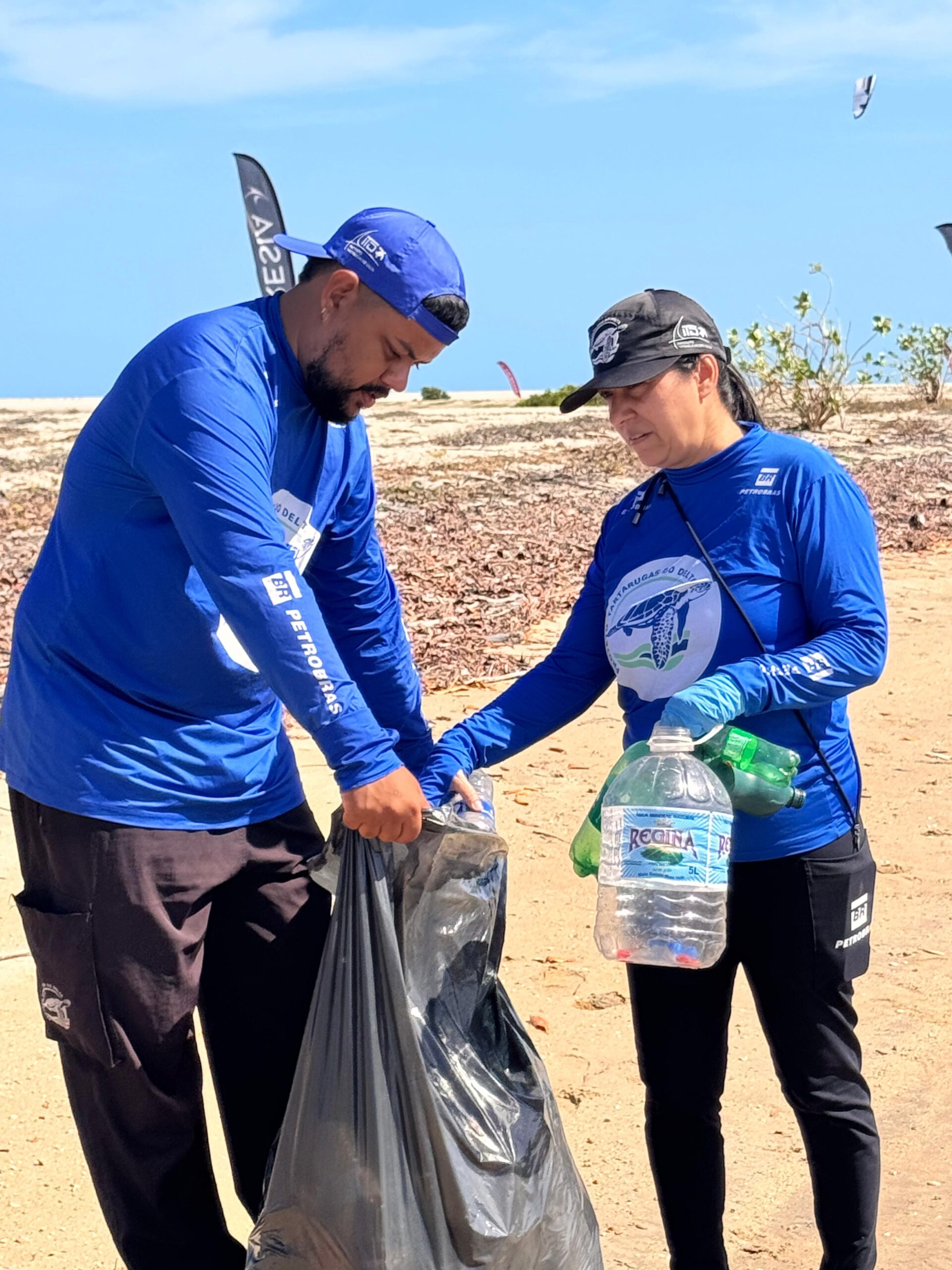 Projeto Tartarugas do Delta mobiliza parceiros em ações de limpeza de praias no Piauí e Maranhão